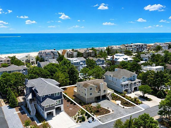 2nd image of 30025 Seagull Way N