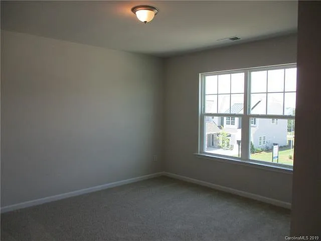 2230 Killian Creek Dr — Photo 11