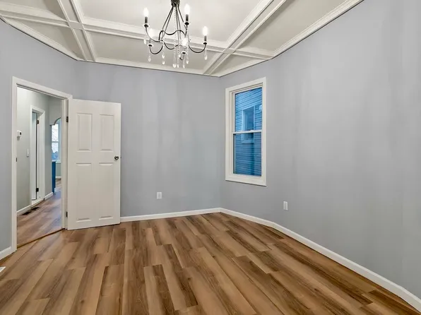 149 Wegman Parkway image 8 of 15