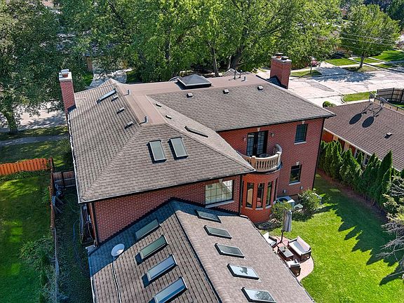 4th image of 7620 Kildare Ave