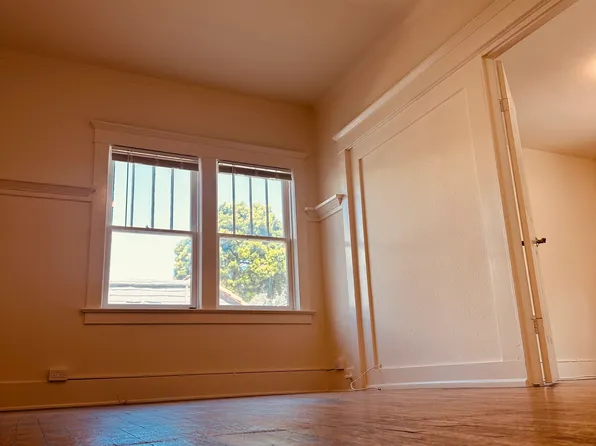 2328 3rd St #X, Santa Monica, CA 90405