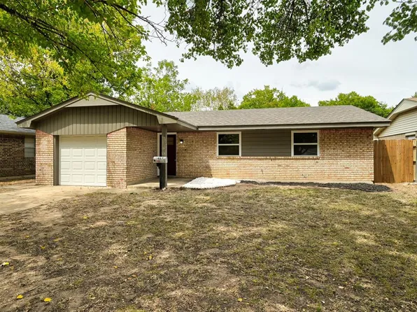 1407 Lakecrest Dr, Norman, OK 73071
