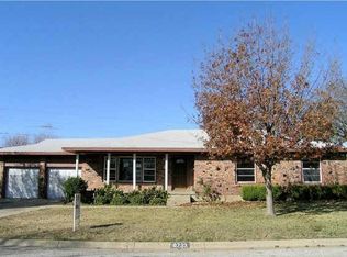 6733 Hardisty St, Richland Hills, TX 76118