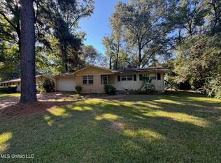 945 Valencia St, Jackson, MS 39204