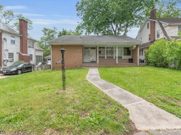 86 88chancellor Ave, Newark City, NJ 07112