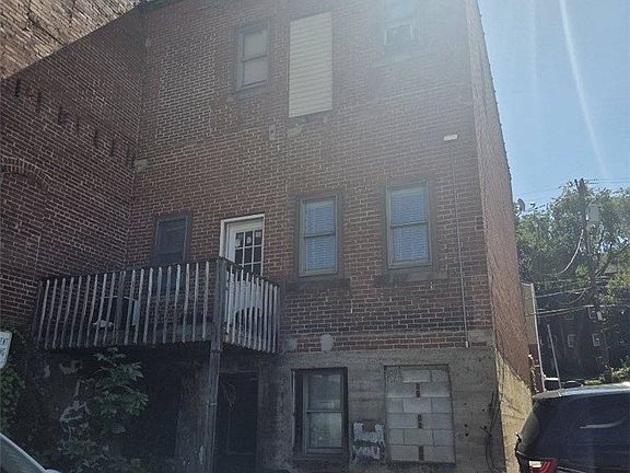 2nd image of 407 Cavitt Ave
