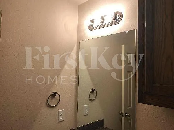 1218 Jewell Ln — Photo 63