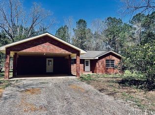 20 Thornhill Dr, Poplarville, MS 39470