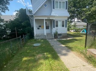 86 Hanover St #1, Fall River, MA 02720