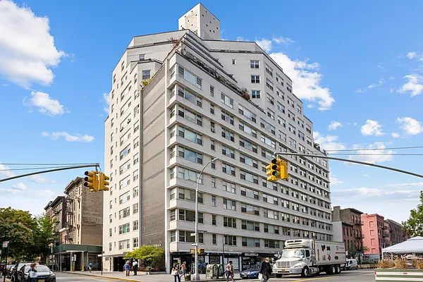 Sold by Douglas Elliman | media 20