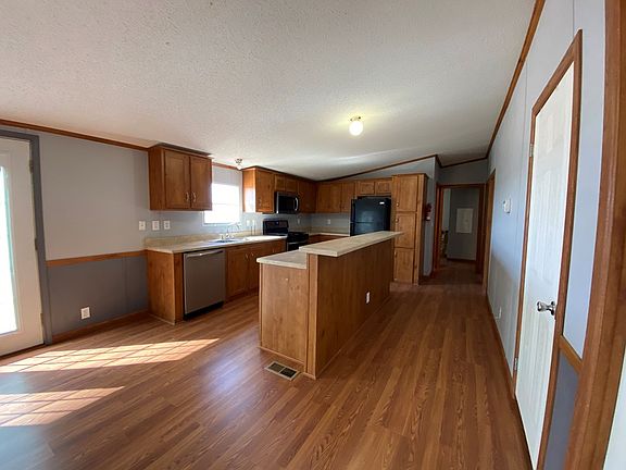 5th image of 20 Chinaberry Ct