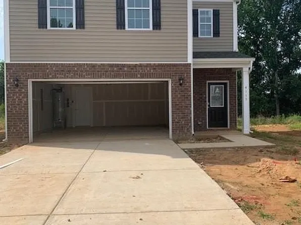 4115 Village Blvd NW, Conover, NC 28613