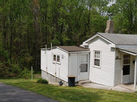5th image of 1703 South St