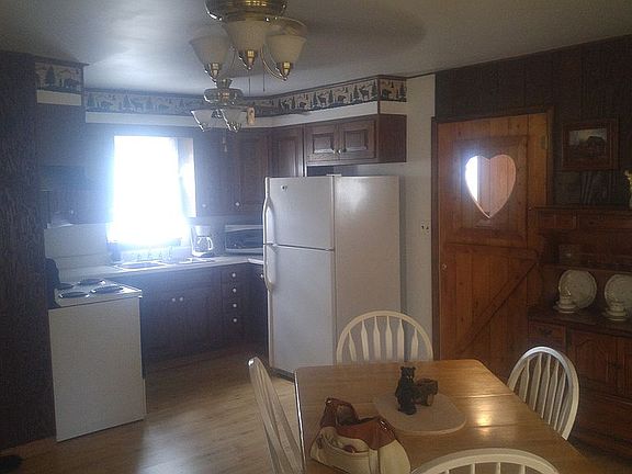 2nd image of 31757 Franklin St