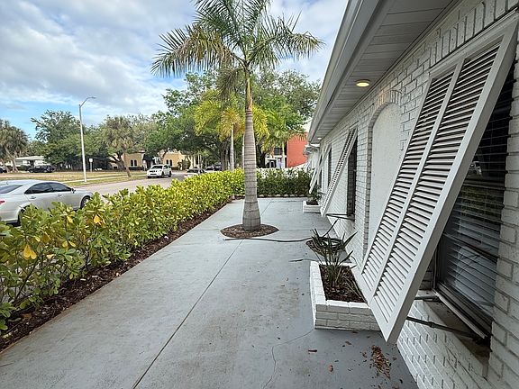 2nd image of 135 Danube Ave APT 6