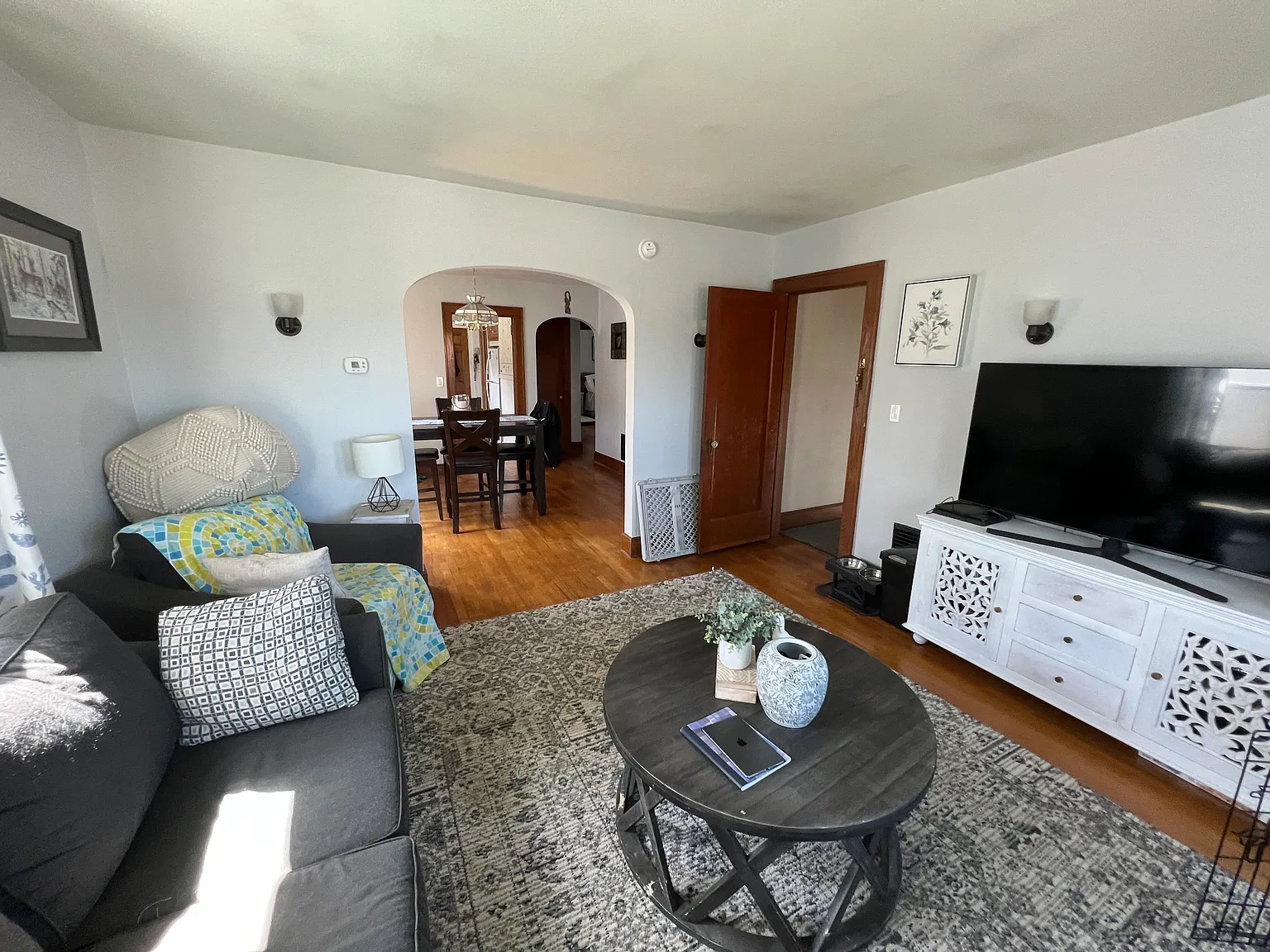412 Massachusetts Ave — Photo 3