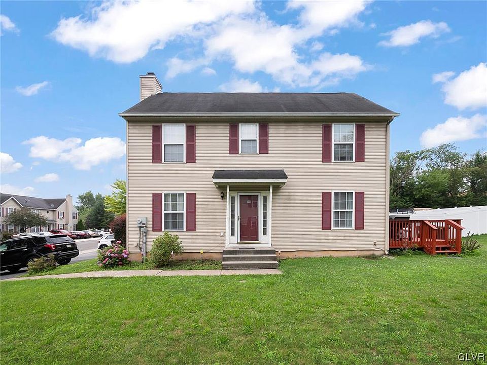 1st image of 962 Ramblewood Ln
