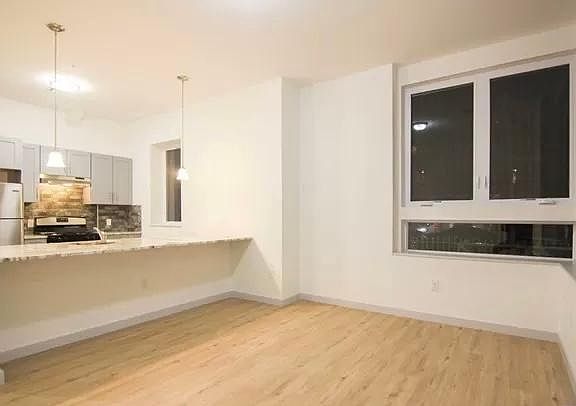 3rd image of 195 Lincoln Ave Unit 102