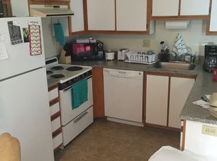 1849 Ferry Aly APT B, Eugene, OR 97401