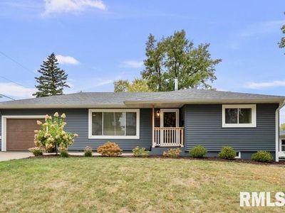 2738 Kelling St, Davenport, IA, 52804