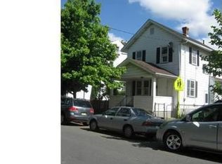 320 William St, Trenton, NJ 08610