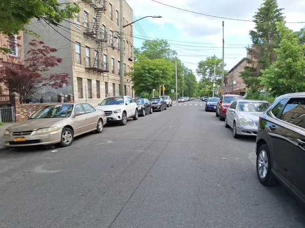 412 Bradford Street image 4 of 4