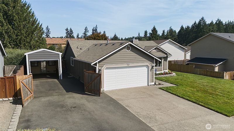 4th image of 7007 198th Street E
