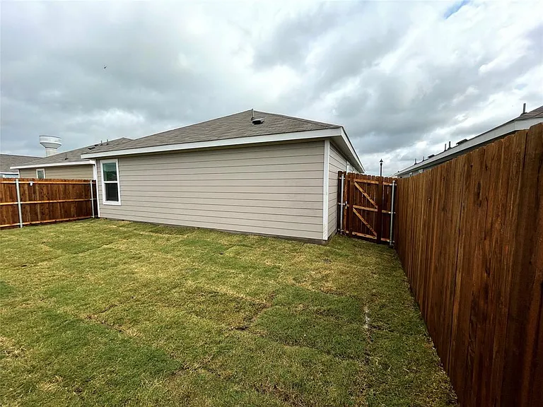 607 Cochran Dr — Photo 13