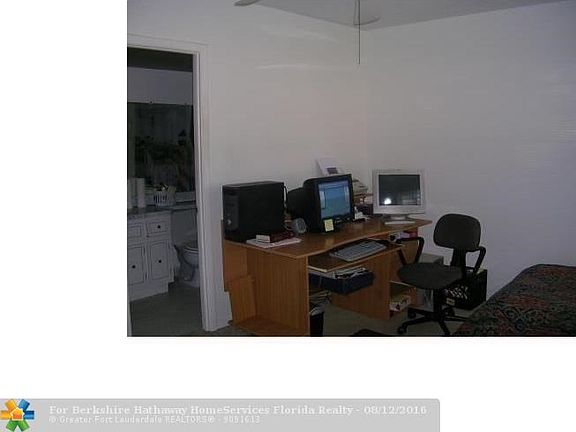 5th image of 5071 W Oakland Park Blvd #103
