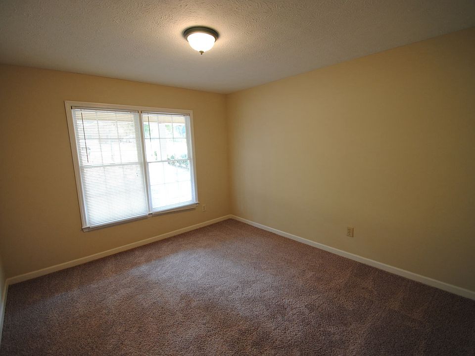 2nd image of 7425 Fernwood Dr