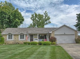 5010 Old Franklin Rd, Grand Blanc, MI 48439