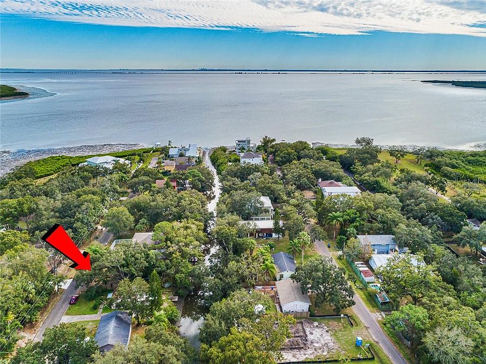 1st image of 7420 Bay Dr