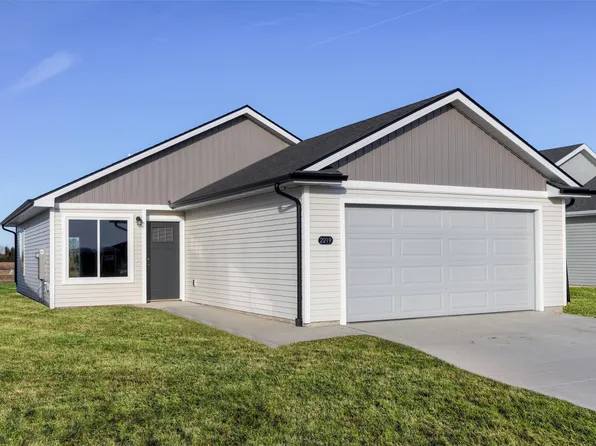 2219 Legacy Dr, Norwalk, IA 50211