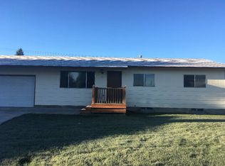915 N Yellowpine Dr, Idaho Falls, ID 83401