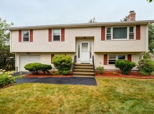 6 Honeysuckle Ln, Shrewsbury, MA 01545