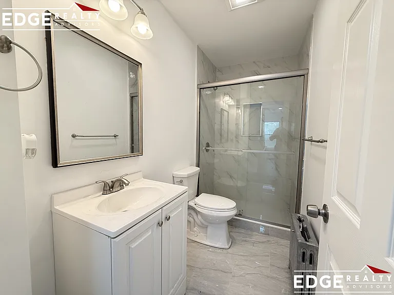 81 Alder St #A — Photo 8