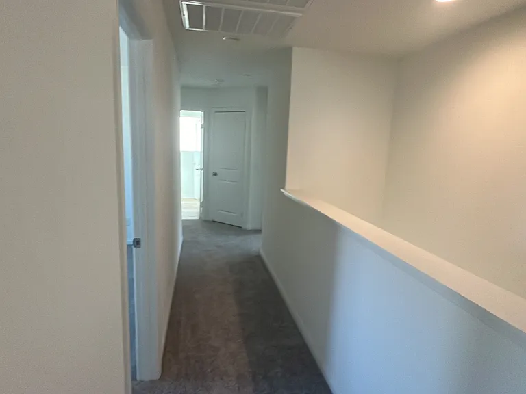 21469 Thomas Ct — Photo 44