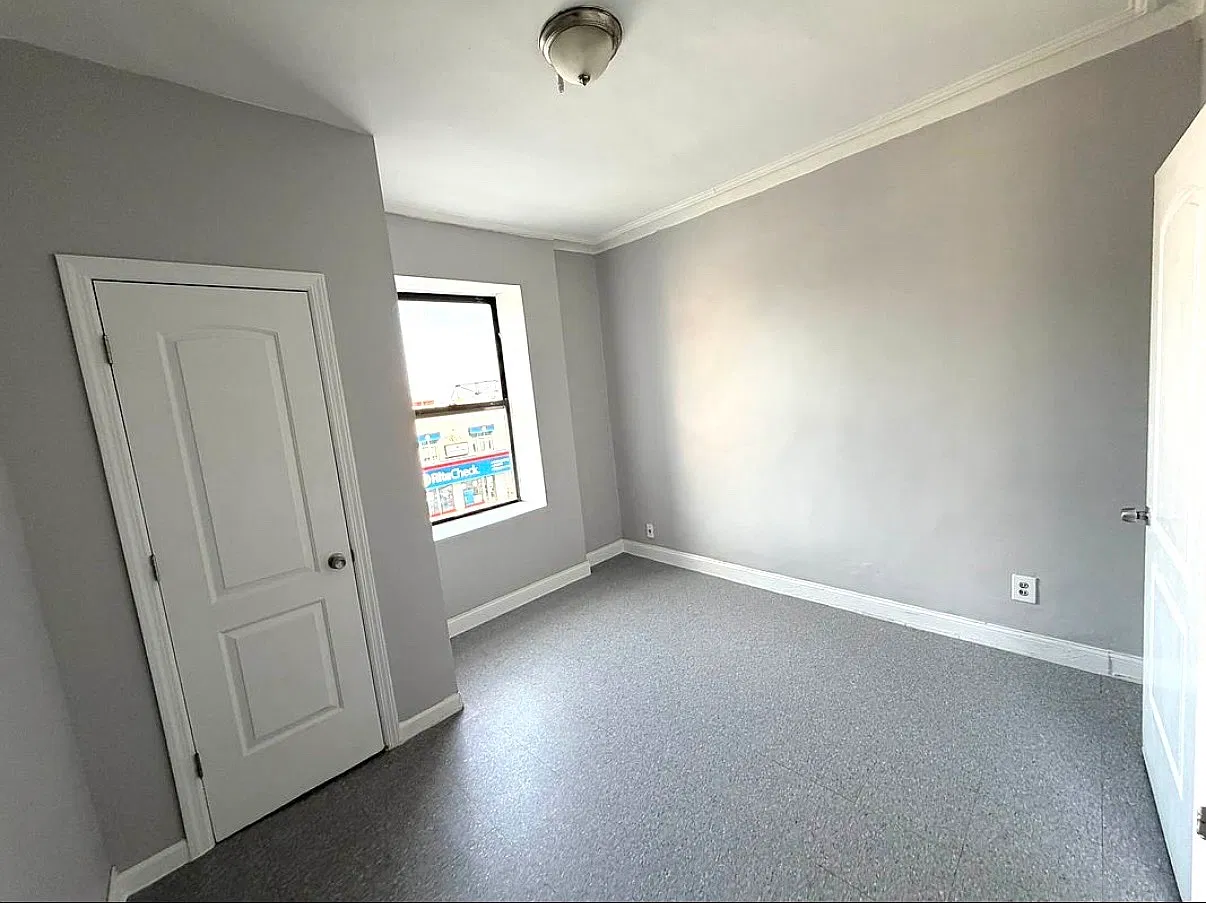 710 East 138th Street — Photo 2