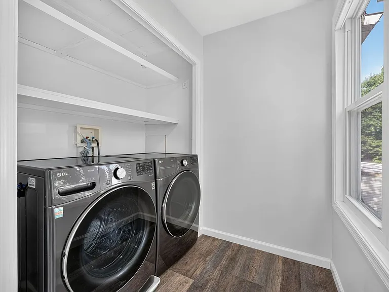 745 Irving St NW — Photo 10