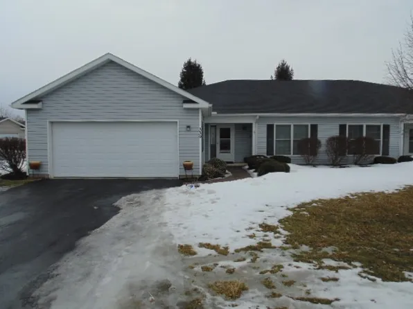 339 Walker Dr, Canandaigua, NY 14424