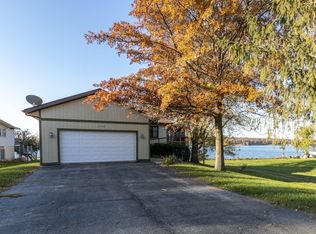 1552 Pier Dr, Davis, IL