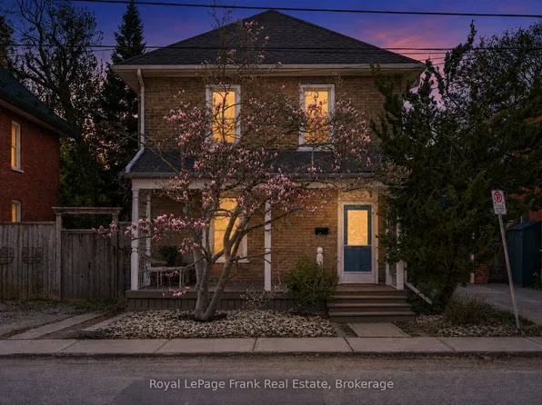 273 William St, Peterborough, ON K9J 5E5