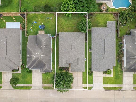 5th image of 22323 Albee Dr