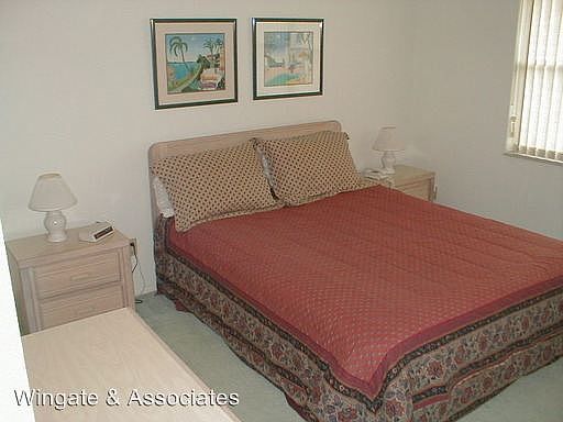 5th image of 148 Woodlake Wynde
