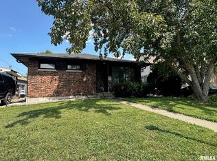 731 S 20th St, Quincy, IL 62301