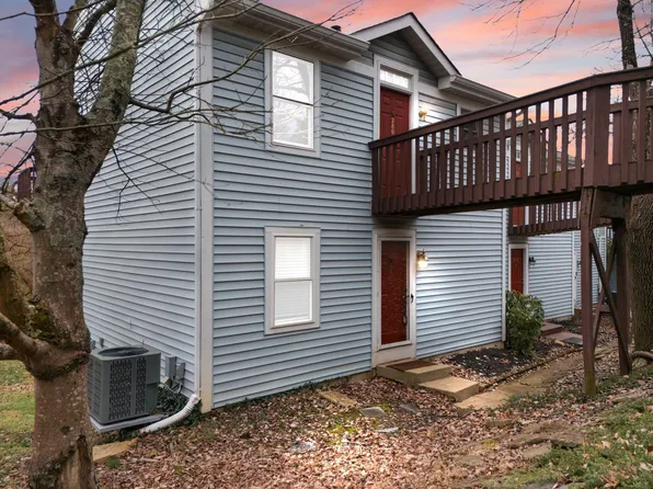 270 Bellpointe Cmns, Bellevue, KY 41073