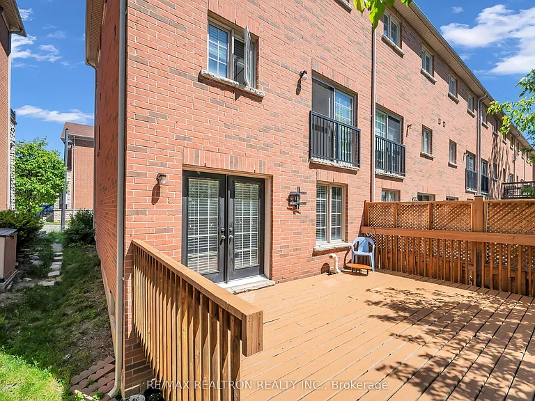 172 Vittorio De Luca Dr — Photo 30