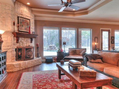 4th image of this home
