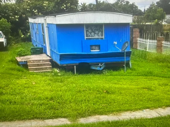 2401 N Central Ave, Lutcher, LA 70071