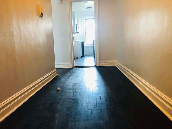 4th image of 2157 Ocean Ave APT 4G